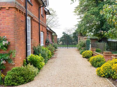 Gravel driveway installers West Midlands