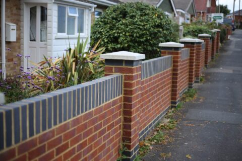 Brick Wall Builders in Dudley DY1-DY3